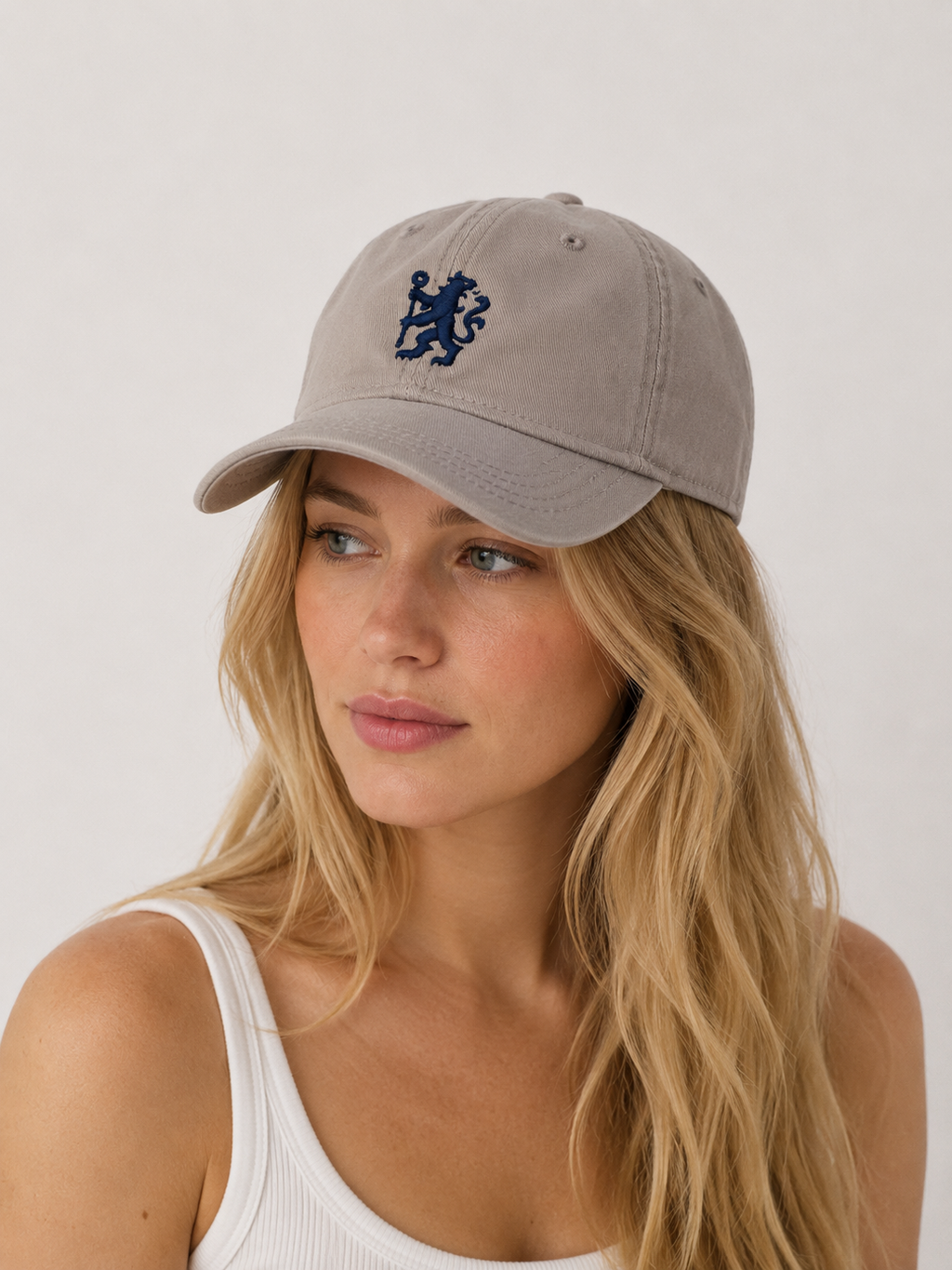 Chelsea Light Grey Navy Lion Baseball Cap